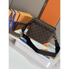 Mens Louis Vuitton Satchel Bags